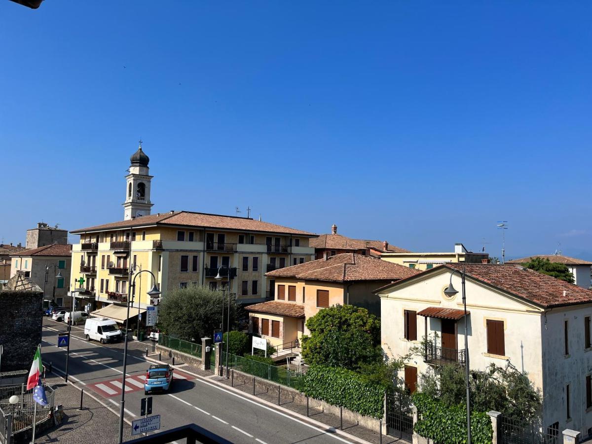 Berengario Suites Torri Del Benaco Exterior photo